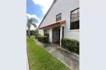 13501 Fountain View Boulevard, Wellington, FL 33414 - Photo 2