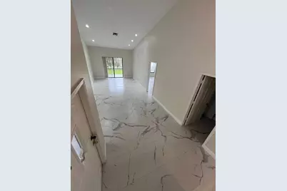 13501 Fountain View Boulevard, Wellington, FL 33414 - Photo 4