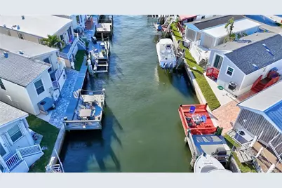 1092 Nettles Boulevard, Jensen Beach, FL 34957 - Photo 22