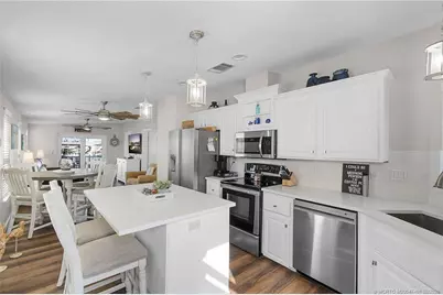 1092 Nettles Boulevard, Jensen Beach, FL 34957 - Photo 10