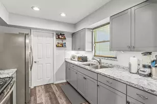 1297 SE Floresta Dr, Port Saint Lucie, FL 34983 - Photo 12