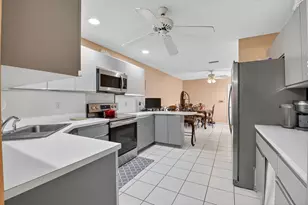 10559 Lady Palm Ln, Boca Raton, FL 33498 - Photo 18