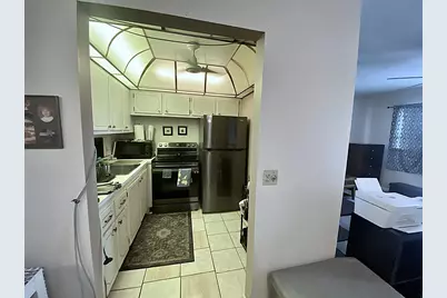 384 Tilford R, Deerfield Beach, FL 33442 - Photo 8