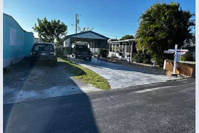 11055 SE Federal Highway #54, Hobe Sound, FL 33455 - Photo 32
