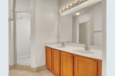 2226 Oakmont Drive, Riviera Beach, FL 33404 - Photo 22