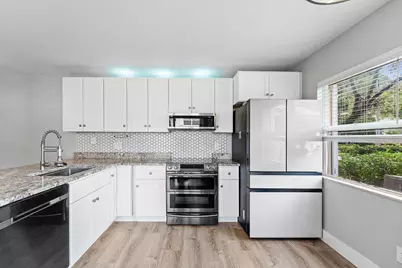 8132 Sedgewick Court #32a, Lake Clarke Shores, FL 33406 - Photo 1