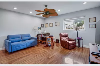 6827 Fountains Circle, Lake Worth, FL 33467 - Photo 32