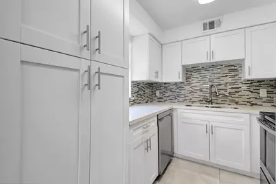 21 Brittany A, Delray Beach, FL 33446 - Photo 2