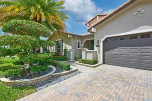 8965 Watercrest Cir E, Parkland, FL 33076 - Photo 18