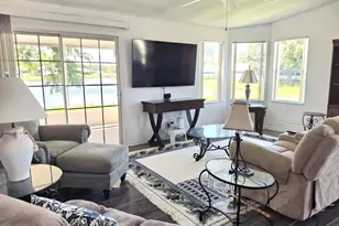 8027 9th Hole Dr, Port Saint Lucie, FL 34952 - Photo 10