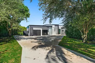 8309 SE Rivers Edge St, Jupiter, FL 33458 - Photo 16