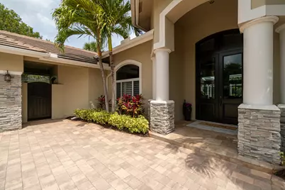1209 Breakers West Boulevard, West Palm Beach, FL 33411 - Photo 10