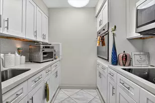 1069 Cornwall D, Boca Raton, FL 33434 - Photo 8