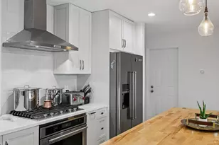 2731 NE 5th St, Pompano Beach, FL 33062 - Photo 16