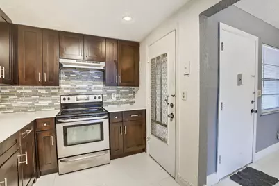 4770 NW 10th Court #104, Plantation, FL 33313 - Photo 6