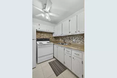 414 Windsor R, West Palm Beach, FL 33417 - Photo 6