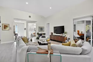 20220 Boca West Dr, Boca Raton, FL 33434 - Photo 8