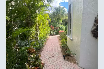 4638 Carlton Golf Drive, Lake Worth, FL 33449 - Photo 6