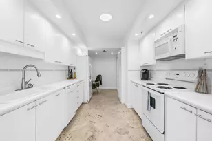 2917 S Ocean Blvd, Highland Beach, FL 33487 - Photo 10