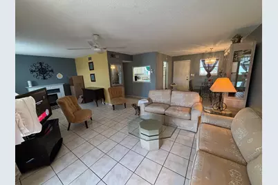 721 Lori Drive #305, Lake Worth Beach, FL 33461 - Photo 6