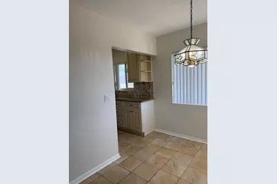 3402 Cynthia Lane #201, Lake Worth Beach, FL 33461 - Photo 4