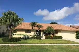 9775 Sun Pointe Dr, Boynton Beach, FL 33437 - Photo 2
