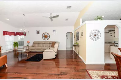 6876 Bronte Circle, Port Saint Lucie, FL 34952 - Photo 18