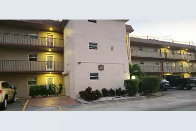 721 Lori Dr #105, Palm Springs, FL 33461 - Photo 1