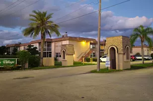 721 Lori Dr, Lake Worth Beach, FL 33461 - Photo 2