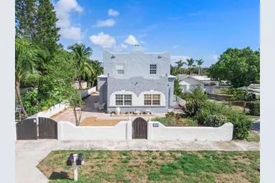 331 NW 1st Avenue, Boynton Beach, FL 33435 - Photo 1