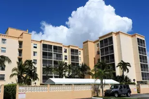 2935 NE 163rd St, North Miami Beach, FL 33160 - Photo 14