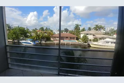 2935 NE 163rd Street #3m, North Miami Beach, FL 33160 - Photo 2