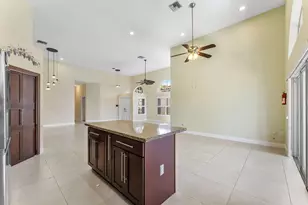 7793 Highlands Cir, Margate, FL 33063 - Photo 12