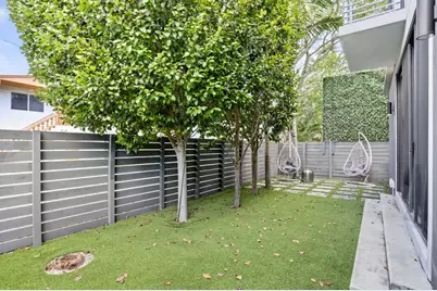 925 NE 6th Street, Fort Lauderdale, FL 33304 - Photo 22