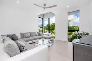 925 NE 6th St, Fort Lauderdale, FL 33304 - Photo 18