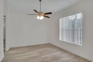 324 NW Bentley Cir, Port Saint Lucie, FL 34986 - Photo 22