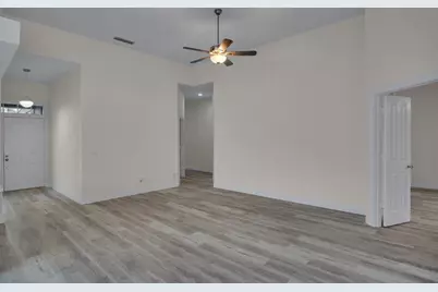 324 NW Bentley Circle, Port Saint Lucie, FL 34986 - Photo 20