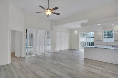 324 NW Bentley Circle, Port Saint Lucie, FL 34986 - Photo 12