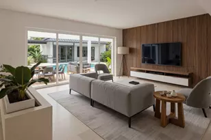 514 NE 3rd Ave, Delray Beach, FL 33444 - Photo 2