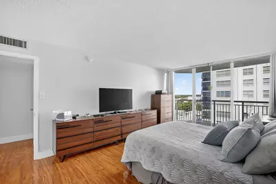 18051 Biscayne Boulevard #1104, Aventura, FL 33160 - Photo 36