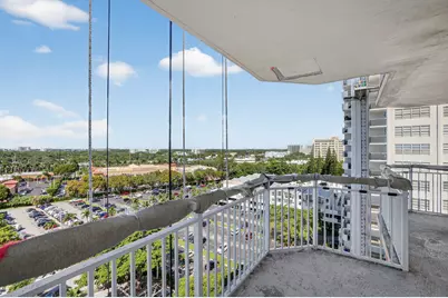 18051 Biscayne Boulevard #1104, Aventura, FL 33160 - Photo 32