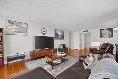 18051 Biscayne Boulevard #1104, Aventura, FL 33160 - Photo 14