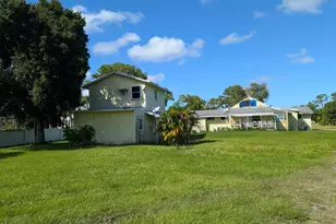 1500 SE Cove Rd, Stuart, FL 34997 - Photo 18