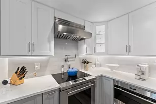 255 Evernia St, West Palm Beach, FL 33401 - Photo 8