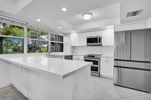2401 Amherst Ct, Boynton Beach, FL 33436 - Photo 6