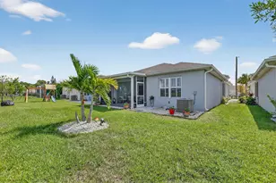 812 Persimmon Pl, Fort Pierce, FL 34981 - Photo 30