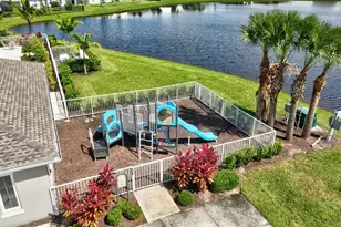 812 Persimmon Pl, Fort Pierce, FL 34981 - Photo 52