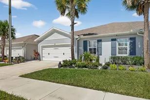 812 Persimmon Pl, Fort Pierce, FL 34981 - Photo 2