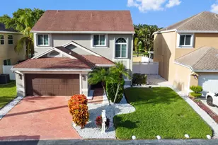 1078 Fairfax Cir W, Boynton Beach, FL 33436 - Photo 1