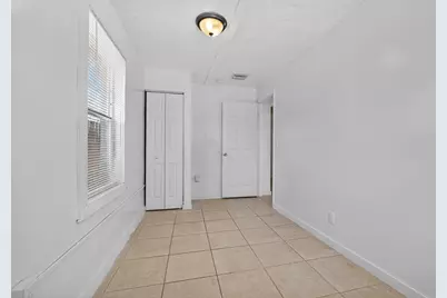 146 W 18th Street, West Palm Beach, FL 33404 - Photo 14